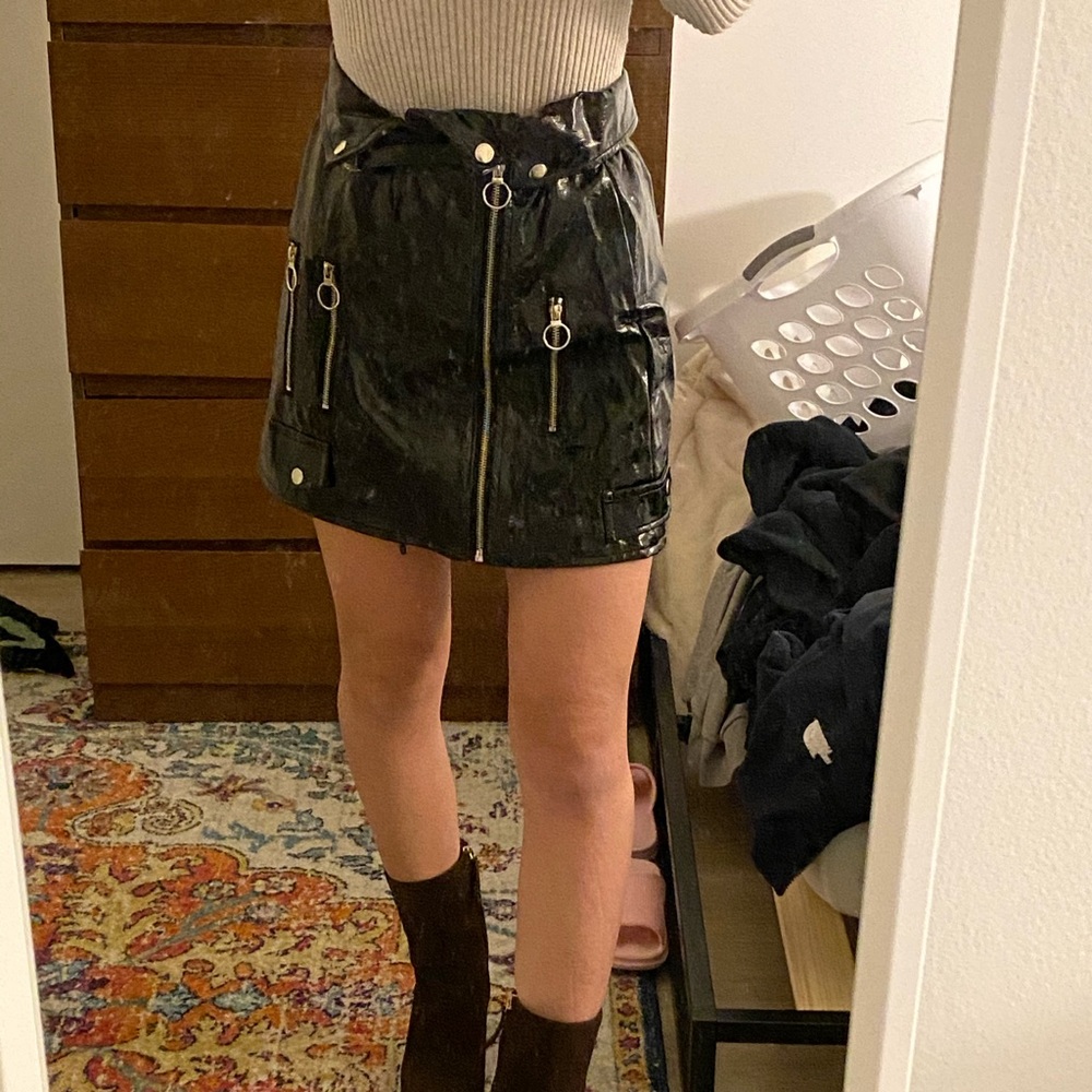 vegan leather zip mini skirt